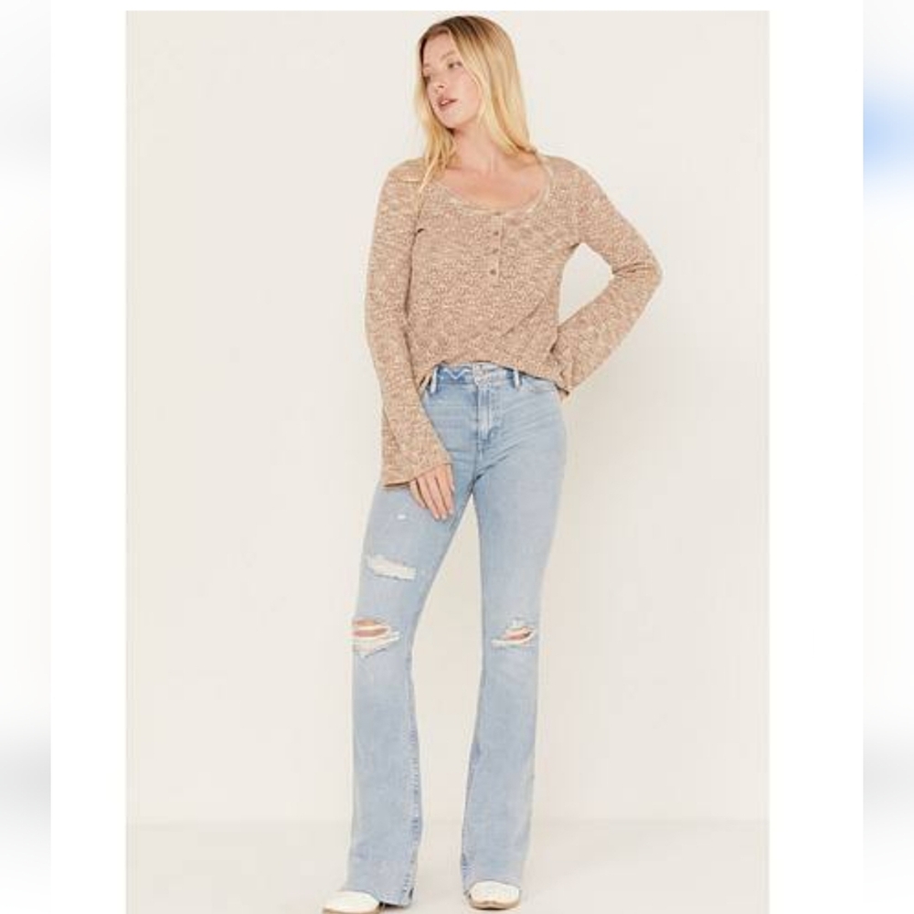 Light Wash High-Rise Flare Jeans - Blue